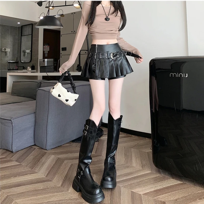 Women's Black Gothic A-line Pleated Leather Skirt Y2k Mini Shorts Skirts Harajuku Korean Emo Skirt 2000s Vintage Clothes Summer - Image 5